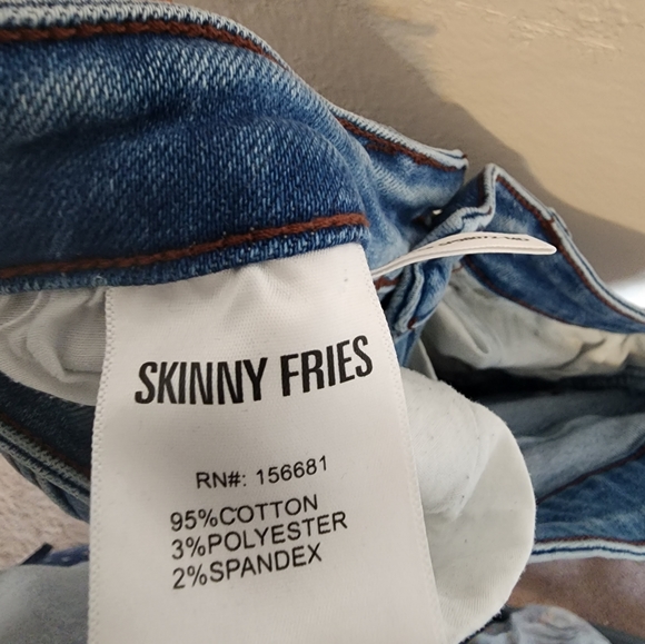 Skinny Fries Jeans (🌵FOR BUNDLES ONLY) - Picture 6 of 6